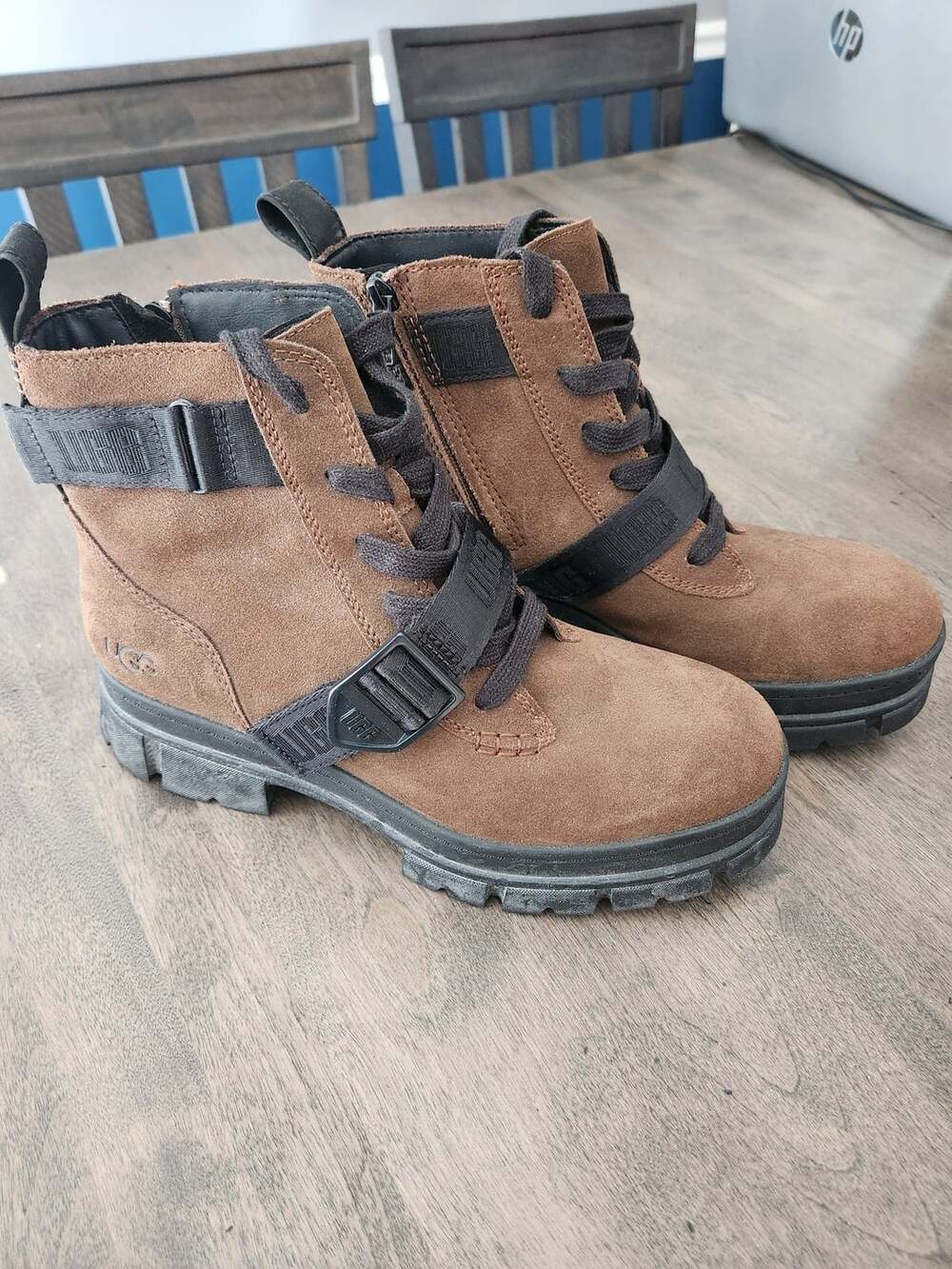 UGG Ashton Lace Up Dark Earth Suede Waterproof Platform Women's Boots Size US 10